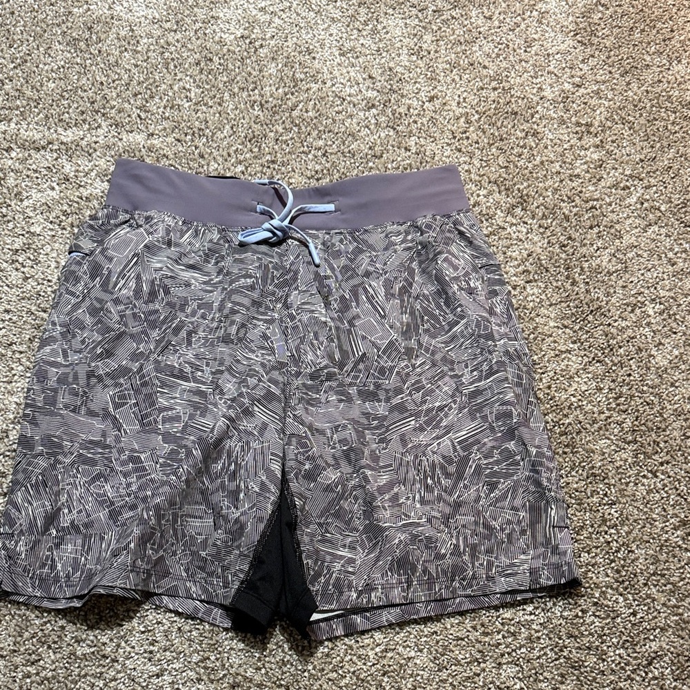 Lululemon T.H.E Shorts 7” LL Sz M